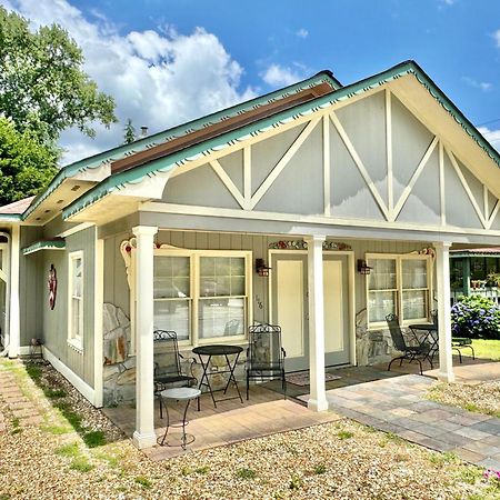 Riverbend Motel & Cabins ヘレン エクステリア 写真