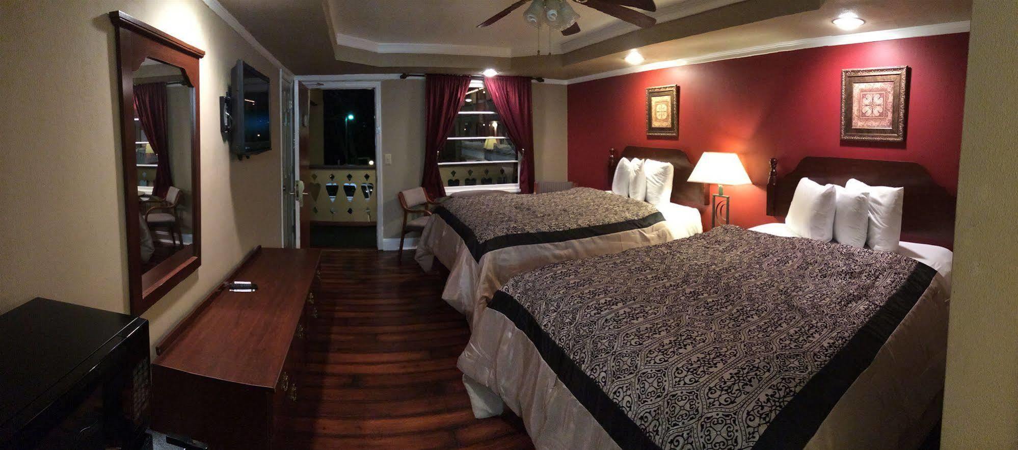 Riverbend Motel & Cabins ヘレン エクステリア 写真